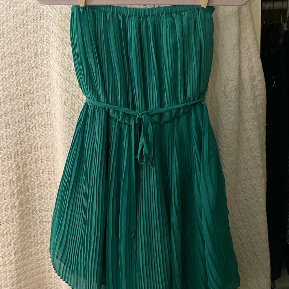 Strapless dress